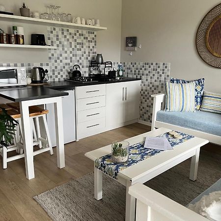 Serenity Self-Catering 2-Bed Unit Херманус Экстерьер фото