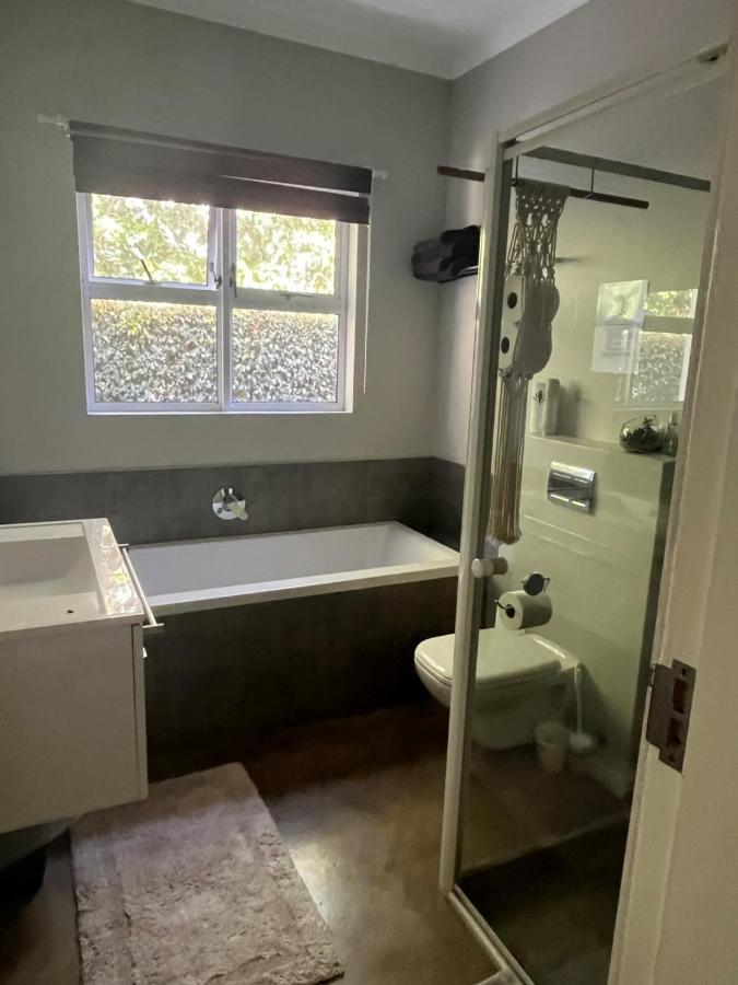 Serenity Self-Catering 2-Bed Unit Херманус Экстерьер фото